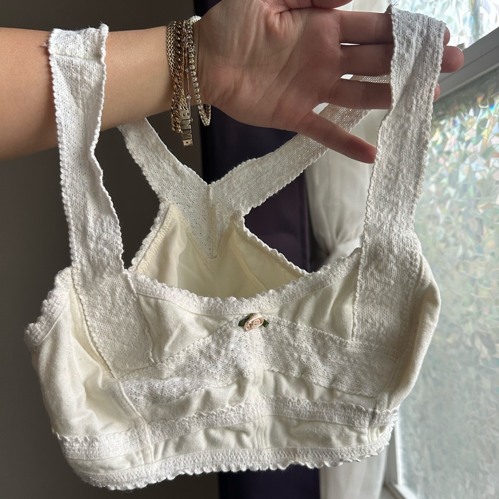 Lace white/cream bralette